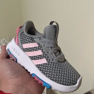 Adidas baby size 5c sneakers (never worn)